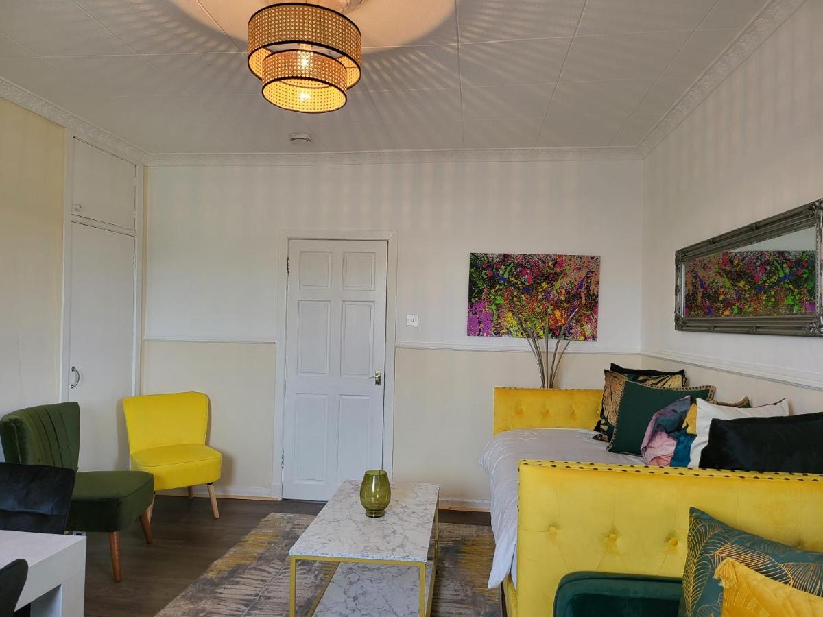 4 Bedrooms By Sensational Short Lets & Serviced Apartment EDI