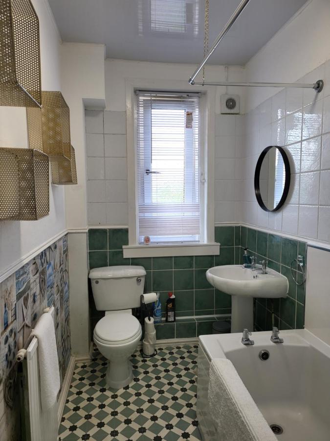 4 Bedrooms By Sensational Short Lets & Serviced Apartment EDI