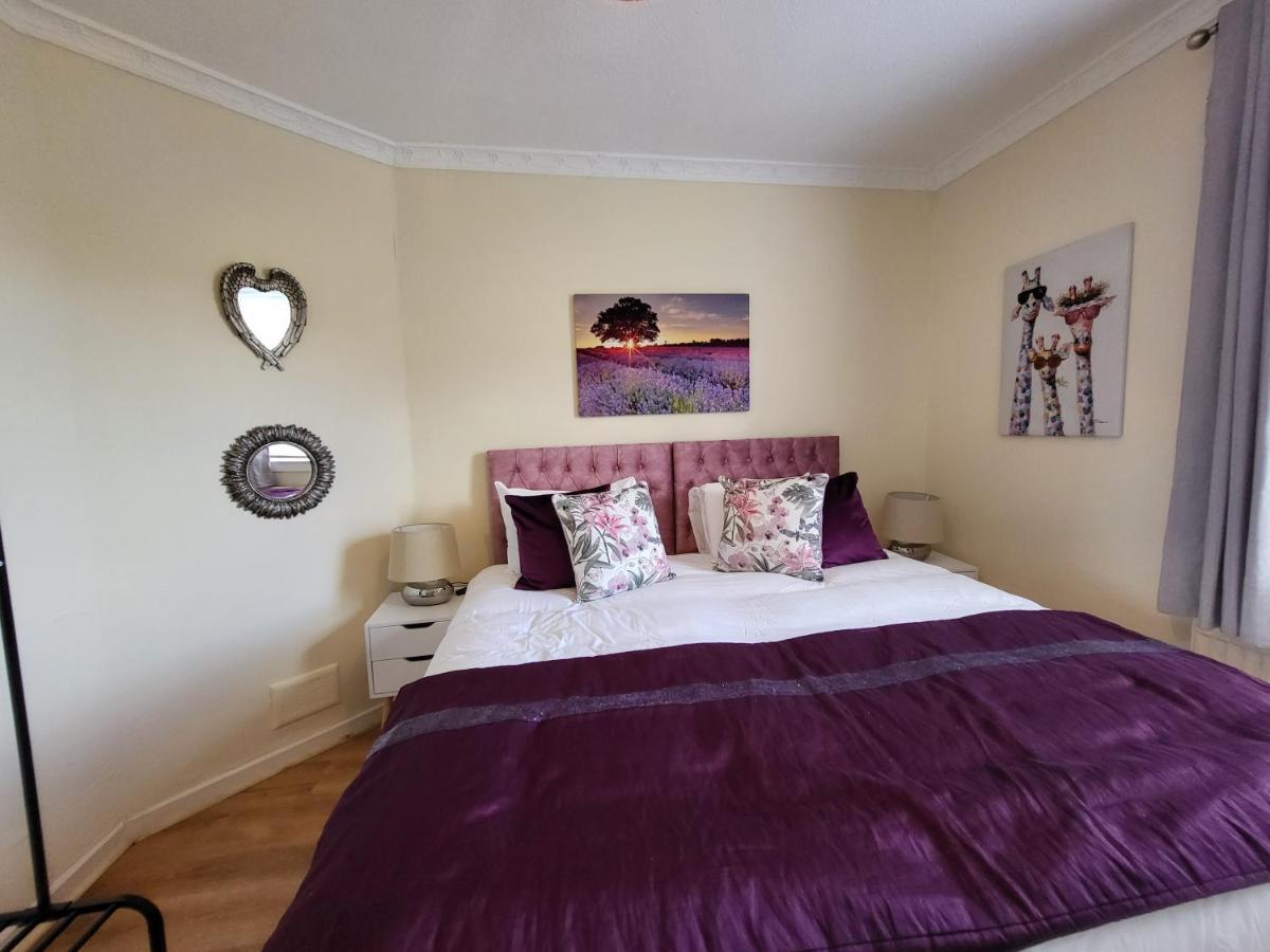 4 Bedrooms By Sensational Short Lets & Serviced Apartment EDI