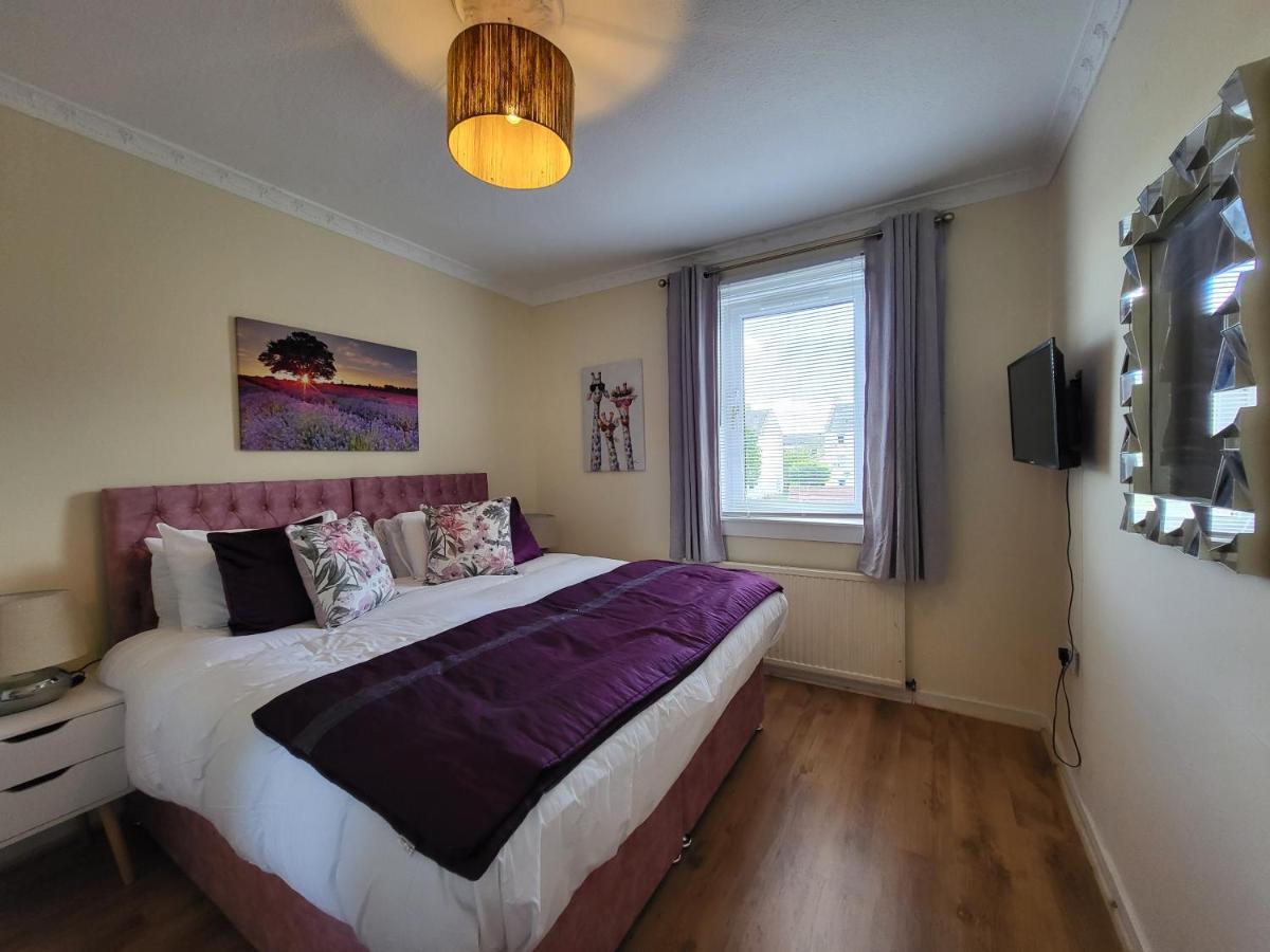 4 Bedrooms By Sensational Short Lets & Serviced Apartment EDI